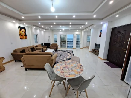 اجاره واحد سه خواب ساحلی با ویو دریا ساحل 17-مازندران، محمودآباد