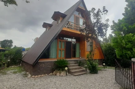 اجاره کلبه سوئیسی دو خواب استخردار رز 3-مازندران، تنکابن