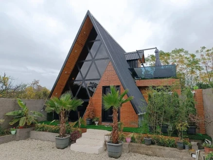 اجاره کلبه باغ سوئیسی وارش-مازندران، رامسر