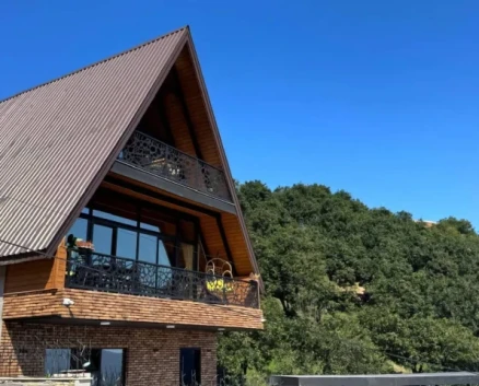 اجاره کلبه سوئیسی جنگلی استخردار رزا-مازندران، رامسر