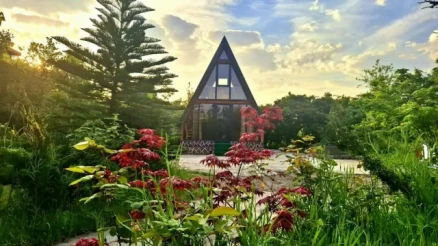 اجاره کلبه سوئیسی با حیاط سرسبز-مازندران، رامسر