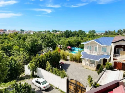 اجاره ویلا سه خواب ساحلی استخر دار-مازندران، رامسر