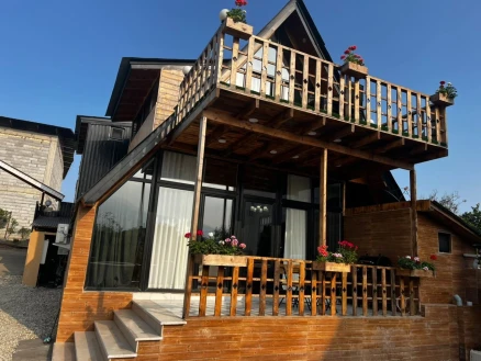 اجاره کلبه سوئیسی استخر دار لزربن-مازندران، تنکابن